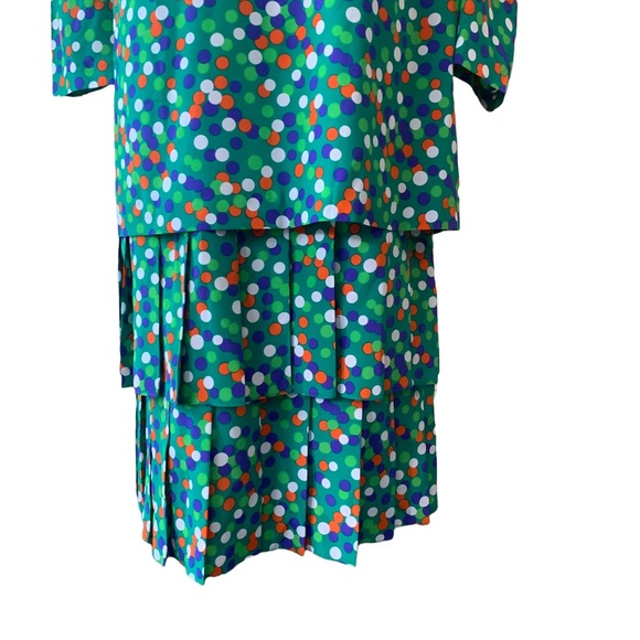 VINTAGE CLASSIQUE  GREEN TWO PIECE COLORFUL POLKA-DOTED DRESS - Picture 7 of 16